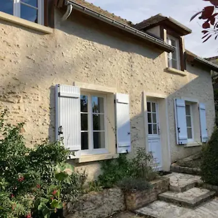 Hébergement de vacances La Petite Maison De La Vallée *